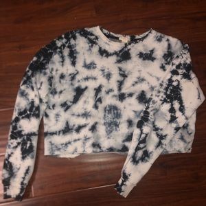 forever 21 navy tie dye cropped long sleeve